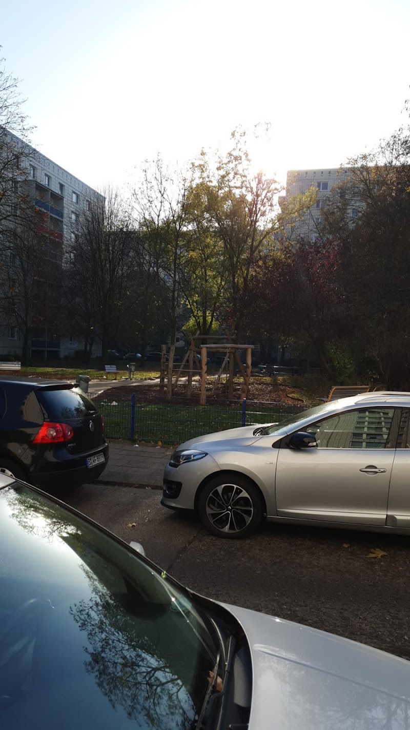 Spielplatz beim Haus des Lehrers