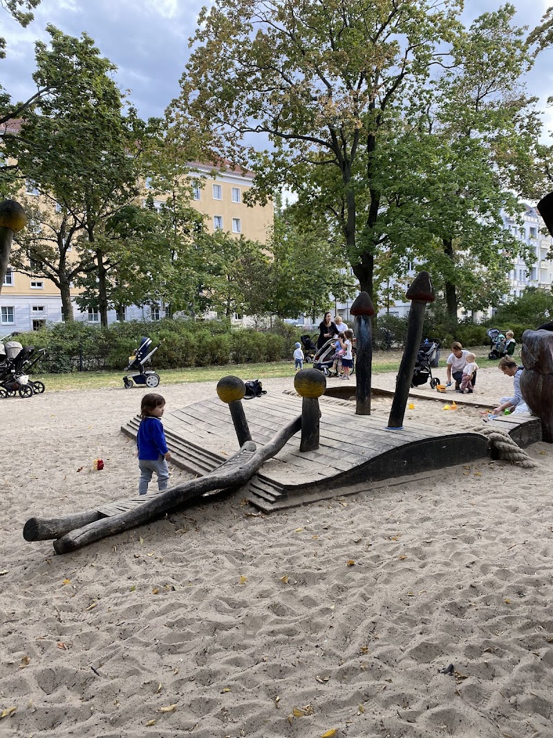 Spielplatz Arnswalder Platz 1