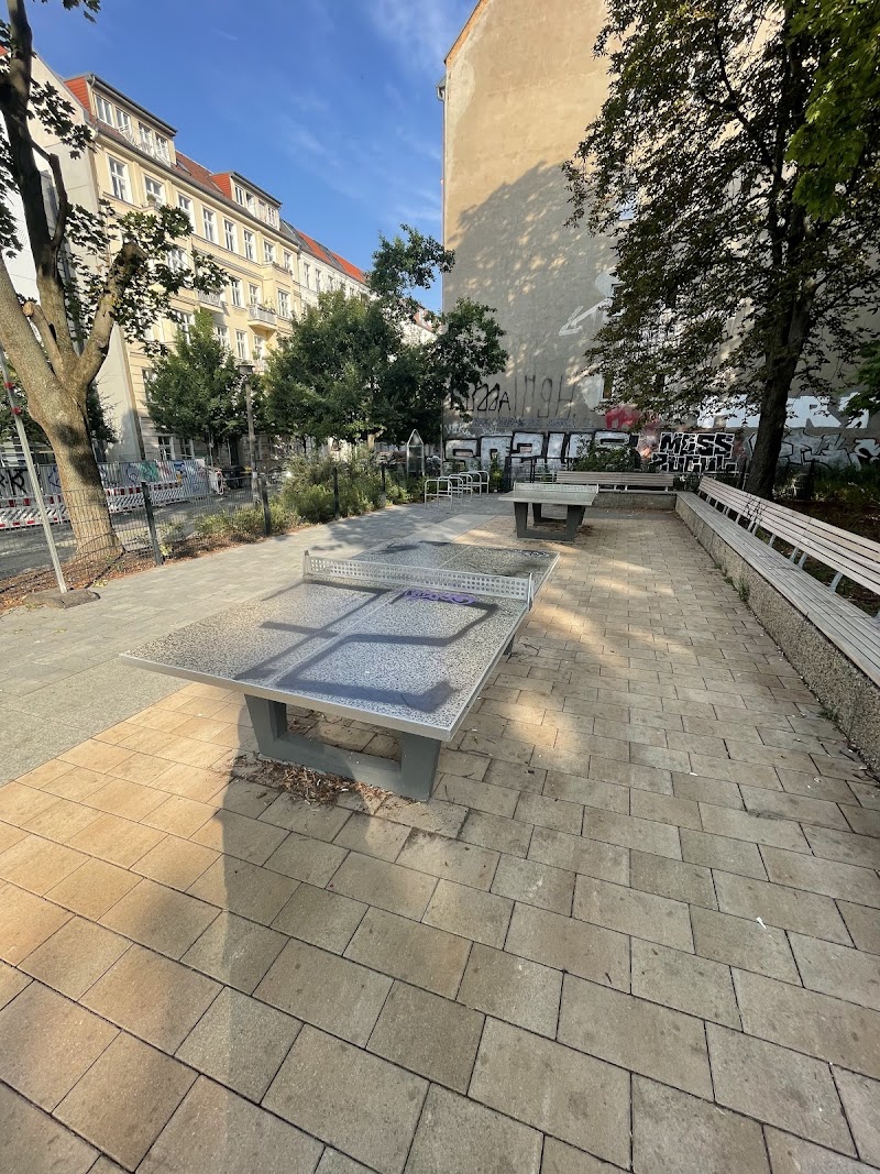 Spiel- und Bolzplatz