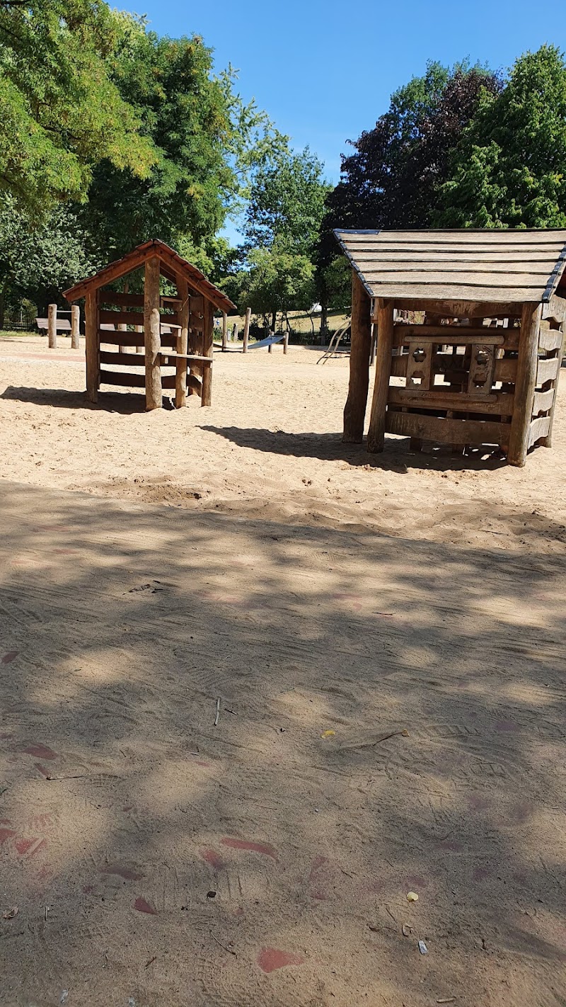 Kinder-Spielplatz (Im Volkspark Friedrichshain)